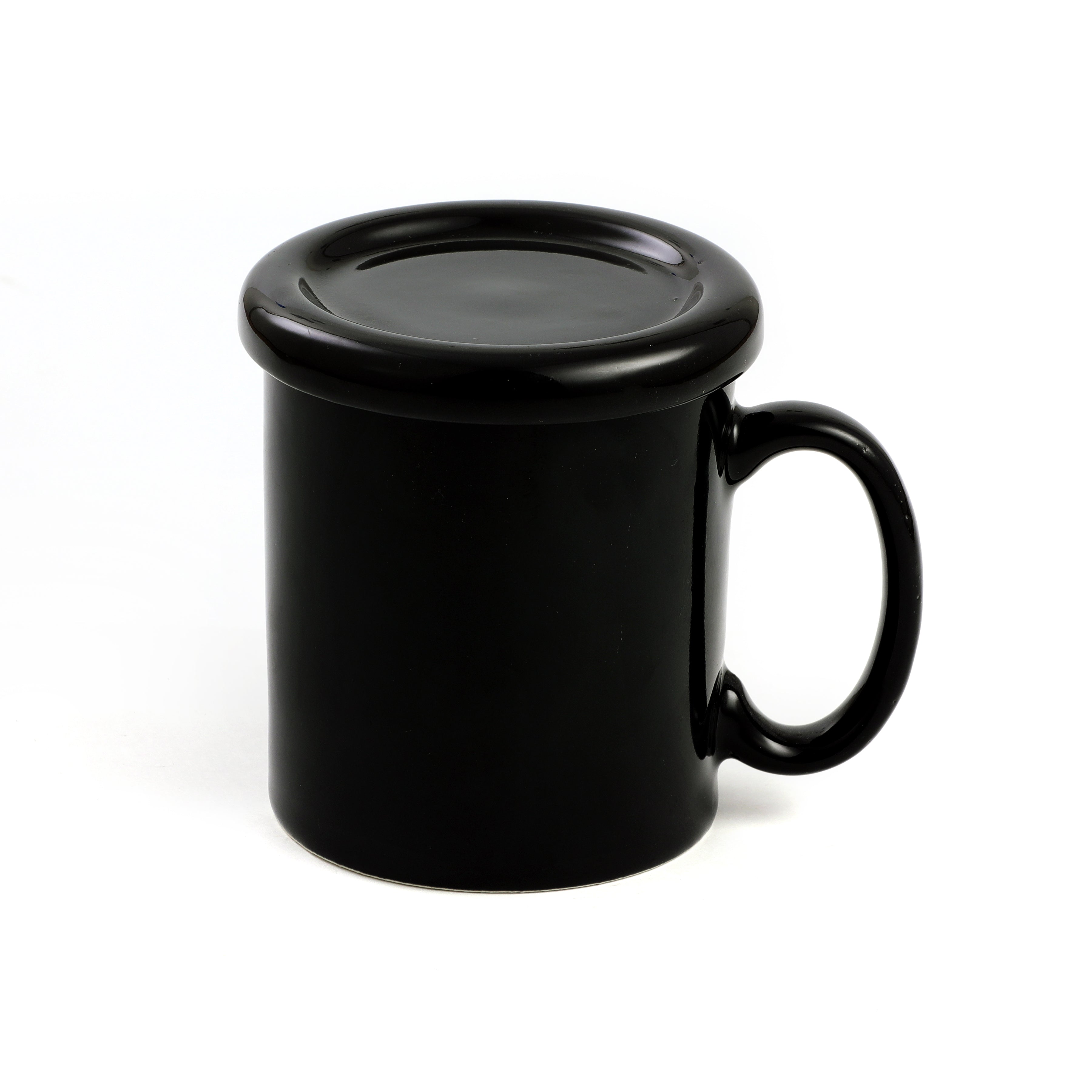 The Sleek Black Juice Mug With Lid