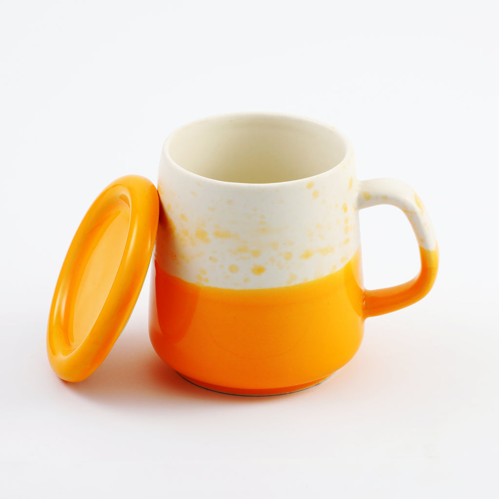 Two-Tone Dotted Ceramic Mug with Lid - Yellow & White